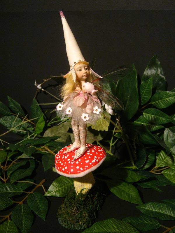 Fairy Tale Sibylle, the Mushroom, the Blackberry